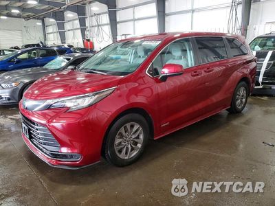 2021 TOYOTA SIENNA LE 5TDKRKEC2MS043884 - główne zdjęcie licytacji z USA - miniatura
