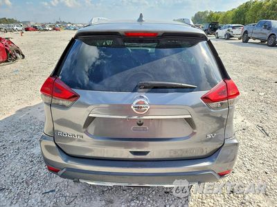 Zdjęcie 6 z 13 samochodu: 2017 NISSAN ROGUE SV VIN:KNMAT2MTXHP521175 - miniatura