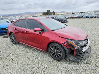 Czwarte zdjęcie samochodu z boku: 2022 TOYOTA COROLLA LE VIN:JTDEPMAEXNJ229922 - miniatura