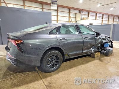 Trzecie zdjęcie samochodu z tyłu: 2026 KIA K5 LXS VIN:KNAG24J7XT5465174 - miniatura