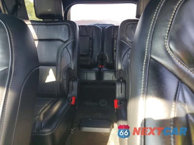 Zdjęcie 10 z 13 samochodu: 2018 FORD EXPLORER PLATINUM VIN:1FM5K8HT5JGC24835 - miniatura