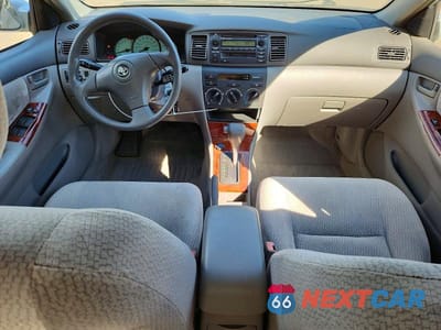 Zdjęcie 8 z 12 samochodu: 2003 TOYOTA COROLLA LE VIN:JTDBR32EX30024240 - miniatura