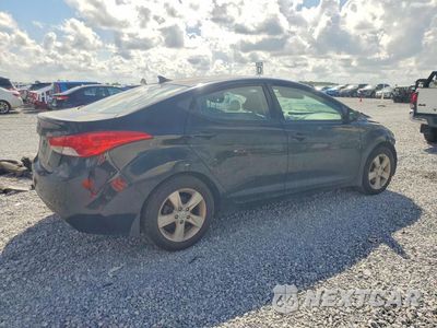 Trzecie zdjęcie samochodu z tyłu: 2013 HYUNDAI ELANTRA GLS VIN:KMHDH4AE2DU927233 - miniatura