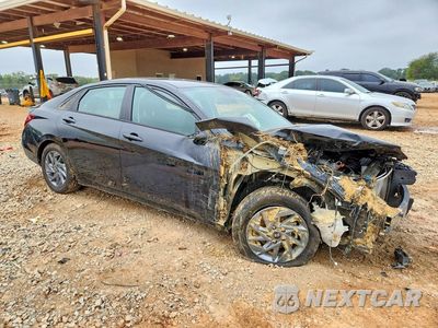 Czwarte zdjęcie samochodu z boku: 2024 HYUNDAI ELANTRA SEL VIN:KMHLM4DG9RU732614 - miniatura