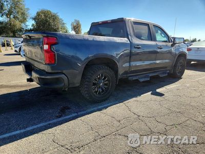 Trzecie zdjęcie samochodu z tyłu: 2021 CHEVROLET SILVERADO C1500 CUSTOM VIN:1GCPWBEK8MZ205845 - miniatura