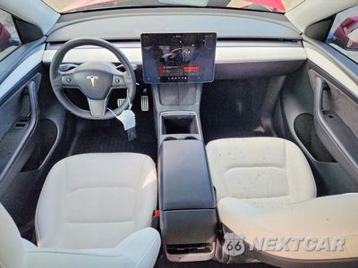Zdjęcie 8 z 13 samochodu: 2023 TESLA MODEL Y VIN:7SAYGDEF2PF704881 - miniatura