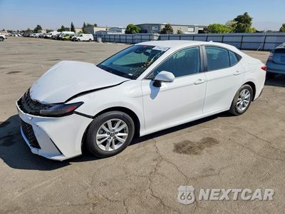 2025 TOYOTA CAMRY LE 4T1DAACK4SU153800 - główne zdjęcie licytacji z USA - miniatura