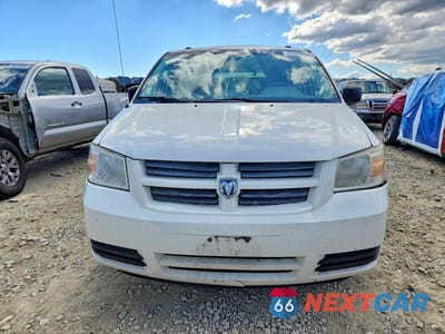 Piąte zdjęcie samochodu w środku: 2010 DODGE GRAND CARAVAN HERO VIN:2D4RN3D17AR462899 - miniatura