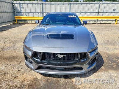 Piąte zdjęcie samochodu w środku: 2025 FORD MUSTANG GT VIN:1FA6P8CF5S5409501 - miniatura