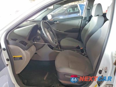Zdjęcie 7 z 13 samochodu: 2014 HYUNDAI ACCENT GS VIN:KMHCT5AEXEU161642 - miniatura
