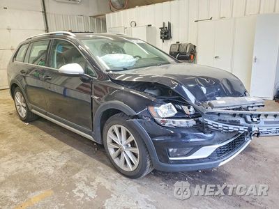 Czwarte zdjęcie samochodu z boku: 2019 VOLKSWAGEN GOLF ALLTRACK S VIN:3VWM17AUXKM524343 - miniatura