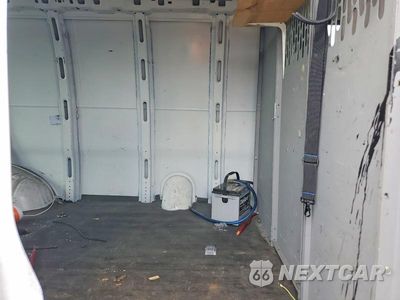 Zdjęcie 10 z 12 samochodu: 2019 CHEVROLET EXPRESS 2500 CARGO DELIVERY VAN VIN:1GCWGAFP3K1333211 - miniatura
