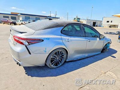 Trzecie zdjęcie samochodu z tyłu: 2024 TOYOTA CAMRY XSE VIN:4T1K61AK9RU208912 - miniatura