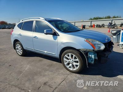 Czwarte zdjęcie samochodu z boku: 2013 NISSAN ROGUE S VIN:JN8AS5MT6DW011530 - miniatura
