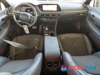 Zdjęcie 8 z 12 samochodu: 2023 HYUNDAI SONATA SEL PLUS VIN:KMHL44J21PA279645 - miniatura