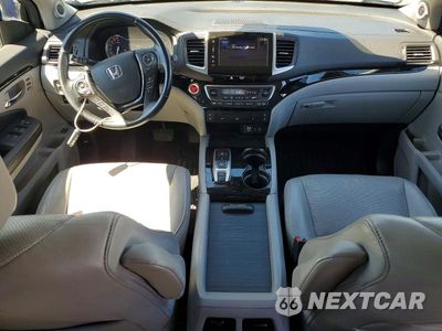 Zdjęcie 8 z 13 samochodu: 2017 HONDA PILOT ELITE VIN:5FNYF6H08HB038243 - miniatura