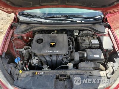 Zdjęcie 11 z 12 samochodu: 2017 HYUNDAI ELANTRA SE VIN:5NPD84LFXHH029831 - miniatura