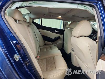 Zdjęcie 10 z 12 samochodu: 2017 NISSAN MAXIMA PLATINUM VIN:1N4AA6AP1HC414873 - miniatura
