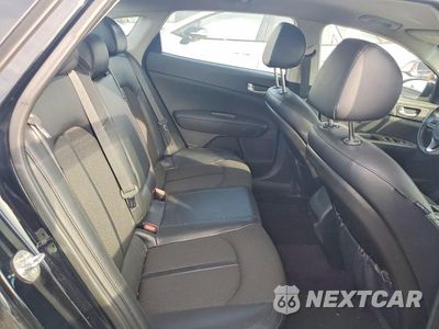 Zdjęcie 10 z 12 samochodu: 2018 KIA OPTIMA S VIN:5XXGT4L39JG238528 - miniatura