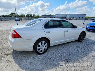 Trzecie zdjęcie samochodu z tyłu: 2010 FORD FUSION SE VIN:3FAHP0HA5AR267623 - miniatura
