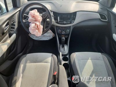 Zdjęcie 8 z 13 samochodu: 2018 CHEVROLET TRAX LS VIN:3GNCJKSB0JL392039 - miniatura