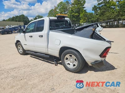 Drugie zdjęcie samochodu z przodu: 2025 RAM 1500 TRADESMAN VIN:1C6RRFCG2SN647960 - miniatura