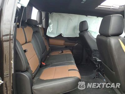 Zdjęcie 10 z 12 samochodu: 2020 CHEVROLET SILVERADO K1500 HIGH COUNTRY VIN:3GCUYHEL9LG287169 - miniatura