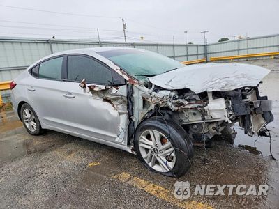 Czwarte zdjęcie samochodu z boku: 2020 HYUNDAI ELANTRA SEL VIN:5NPD84LF2LH539308 - miniatura