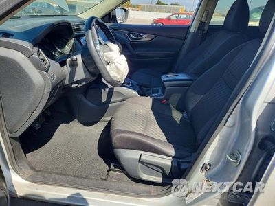 Zdjęcie 7 z 13 samochodu: 2019 NISSAN ROGUE S VIN:5N1AT2MV9KC829708 - miniatura