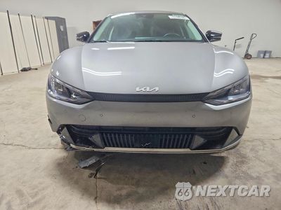 Piąte zdjęcie samochodu w środku: 2024 KIA EV6 WIND VIN:KNDC3DLC7R5161253 - miniatura