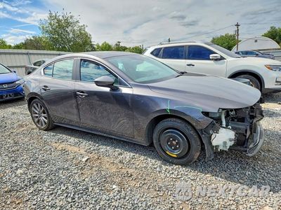 Czwarte zdjęcie samochodu z boku: 2021 MAZDA 3 PREFERRED VIN:3MZBPACLXMM251723 - miniatura