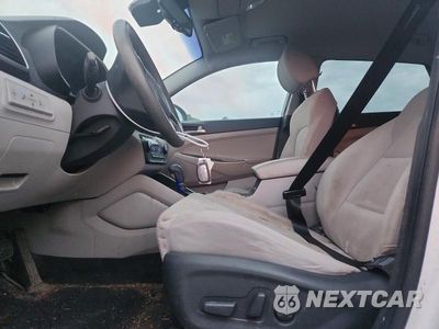 Zdjęcie 7 z 13 samochodu: 2019 HYUNDAI TUCSON SEL VIN:KM8J3CAL3KU984130 - miniatura