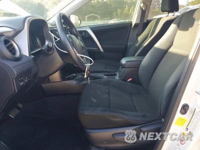 Zdjęcie 7 z 13 samochodu: 2017 TOYOTA RAV4 LE VIN:JTMZFREV1HJ143527 - miniatura