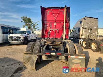 Zdjęcie 6 z 14 samochodu: 2019 VOLVO VN VNL - SEMI TRUCK VIN:4V4NC9EH7KN236476 - miniatura