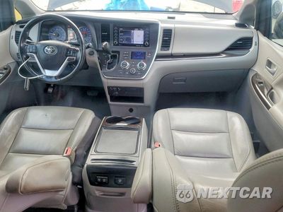 Zdjęcie 8 z 14 samochodu: 2019 TOYOTA SIENNA XLE 8-PASSENGER VIN:5TDYZ3DC8KS975277 - miniatura