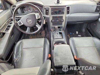 Zdjęcie 8 z 13 samochodu: 2009 JEEP GRAND CHEROKEE LAREDO VIN:1J8GR48K29C513076 - miniatura