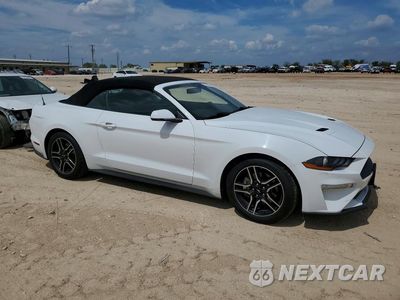 Czwarte zdjęcie samochodu z boku: 2018 FORD MUSTANG VIN:1FATP8UH6J5132665 - miniatura