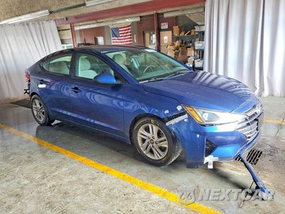 Czwarte zdjęcie samochodu z boku: 2019 HYUNDAI ELANTRA SEL VIN:5NPD84LF8KH434710 - miniatura