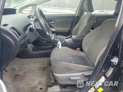 Zdjęcie 7 z 13 samochodu: 2014 TOYOTA PRIUS THREE VIN:JTDKN3DU8E1760557 - miniatura