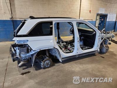 Trzecie zdjęcie samochodu z tyłu: 2025 JEEP GRAND CHEROKEE 4XE VIN:1C4RJYB63S8700281 - miniatura