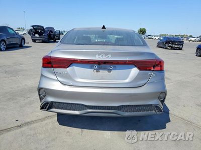 Zdjęcie 6 z 13 samochodu: 2023 KIA FORTE LXS VIN:3KPF24AD2PE542179 - miniatura