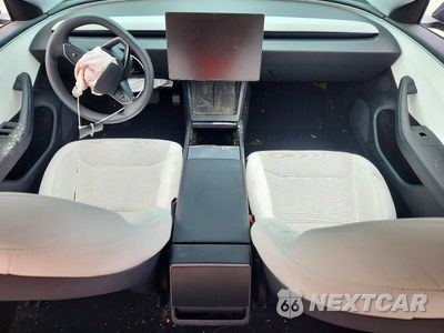 Zdjęcie 8 z 12 samochodu: 2025 TESLA MODEL 3 VIN:5YJ3E1EB4SF005723 - miniatura