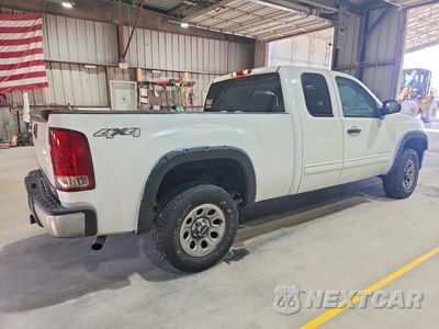 Trzecie zdjęcie samochodu z tyłu: 2013 GMC SIERRA K1500 SLE VIN:1GTR2VE78DZ290042 - miniatura
