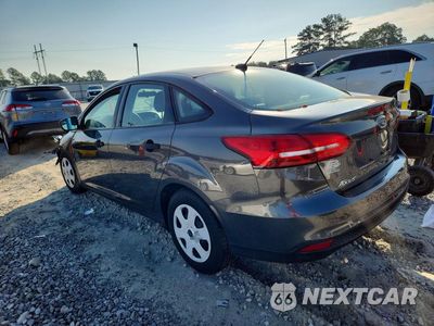 Drugie zdjęcie samochodu z przodu: 2018 FORD FOCUS S VIN:1FADP3E28JL259804 - miniatura