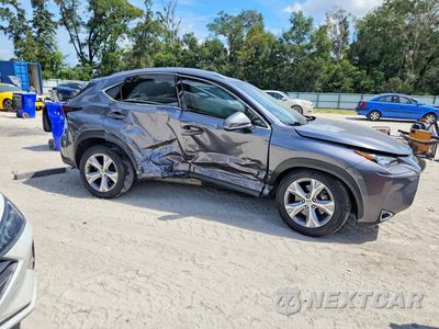 Czwarte zdjęcie samochodu z boku: 2017 LEXUS NX 200T BASE VIN:JTJYARBZ1H2080051 - miniatura