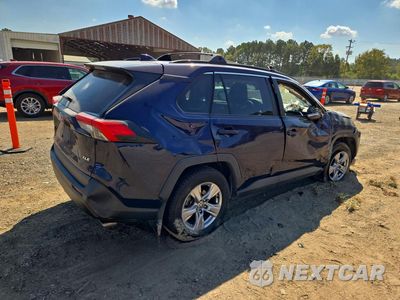 Trzecie zdjęcie samochodu z tyłu: 2022 TOYOTA RAV4 XLE VIN:2T3W1RFV2NW233203 - miniatura