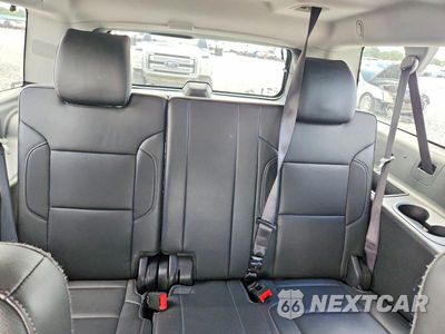 Zdjęcie 10 z 13 samochodu: 2019 CHEVROLET SUBURBAN K1500 PREMIER VIN:1GNSKJKC1KR259263 - miniatura