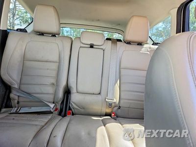 Zdjęcie 10 z 14 samochodu: 2018 FORD ESCAPE TITANIUM VIN:1FMCU0J91JUB95501 - miniatura