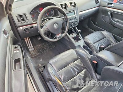 Zdjęcie 8 z 13 samochodu: 2006 VOLKSWAGEN NEW GTI VIN:WVWEV71K66W076408 - miniatura