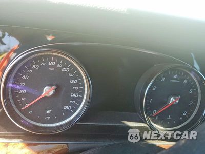 Zdjęcie 9 z 12 samochodu: 2017 MERCEDES-BENZ E 300 4MATIC VIN:WDDZF4KB3HA149901 - miniatura